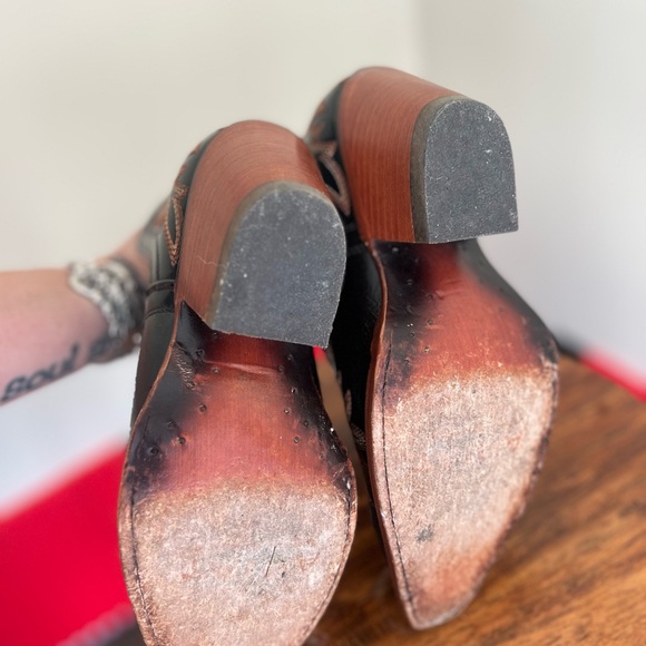 Ariat Black and Brown Ankle Boots - Picture 7 of 9